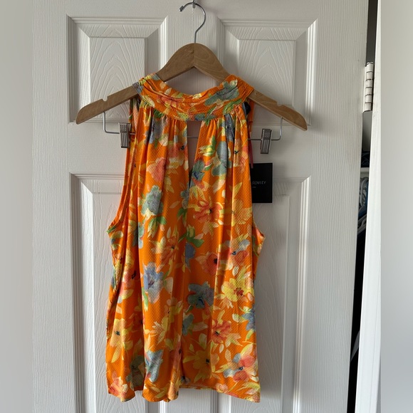 Women’s Floral Orange Sleeveless Turtleneck Size Medium - Picture 2 of 13